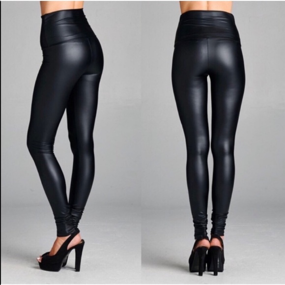 💼 HP🎉Slick Black Vegan Leather Leggings 💼 - Picture 3 of 6